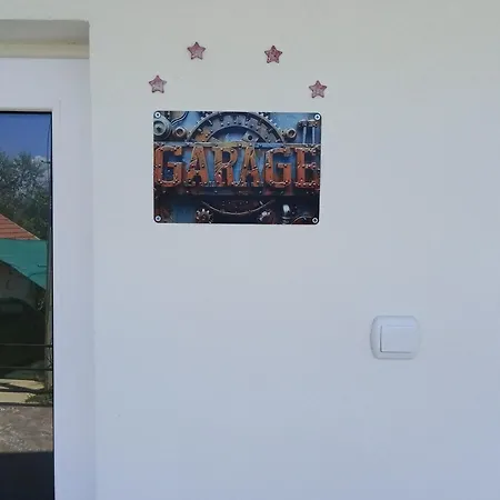 アパート Garage *