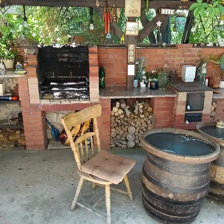 Garage * ドニー・ミラノヴァツ