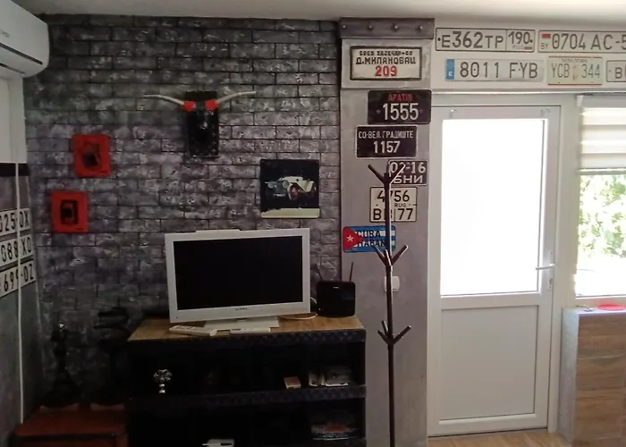 Daire Garage Donji Milanovac